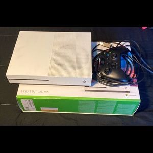 Xbox One S 1TB 4K HDR